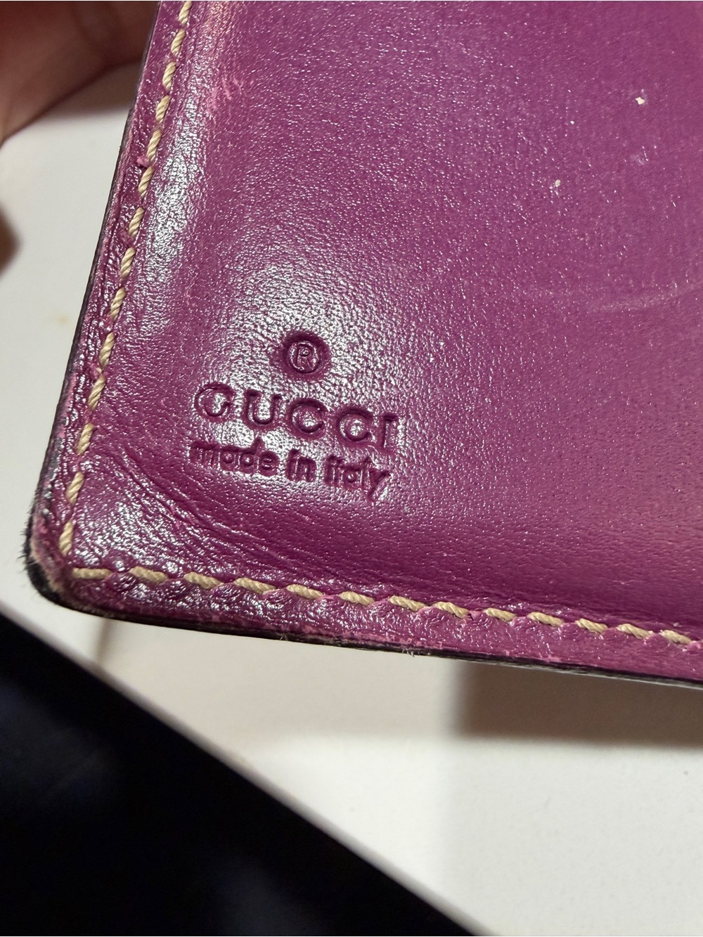 GUCCI Patent Leather Bow Accent Compact Wallet - Burgundy - Picture 6 of 8